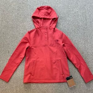 NWT Women’s North Face Hooded Rain jacket